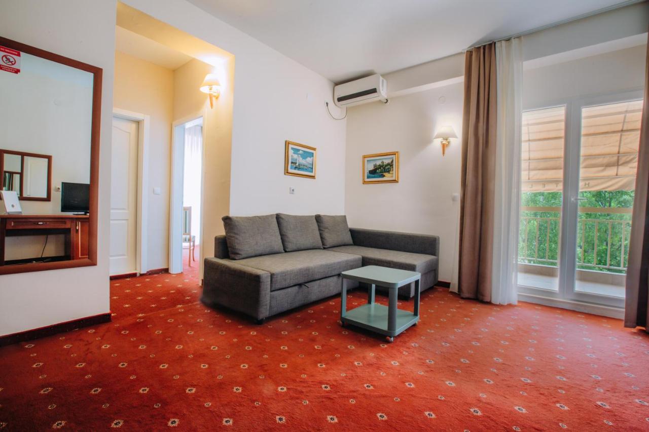 Hotel Filip Ohrid Extérieur photo