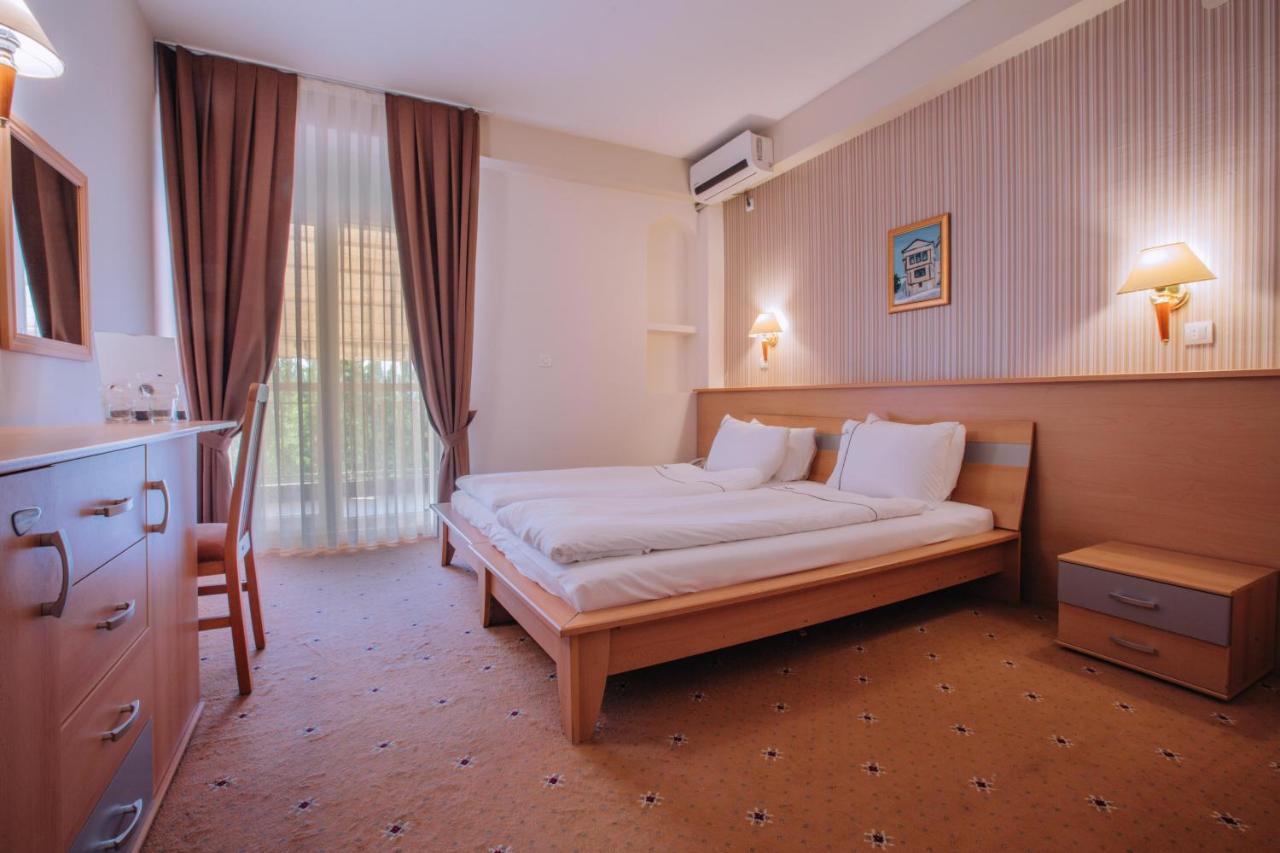 Hotel Filip Ohrid Extérieur photo