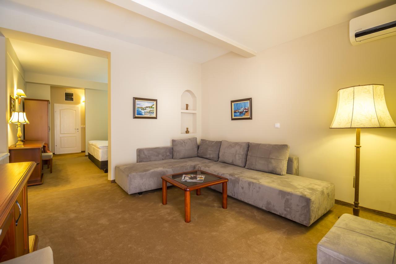 Hotel Filip Ohrid Extérieur photo