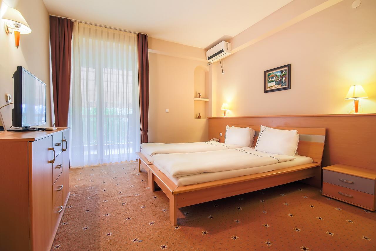 Hotel Filip Ohrid Extérieur photo
